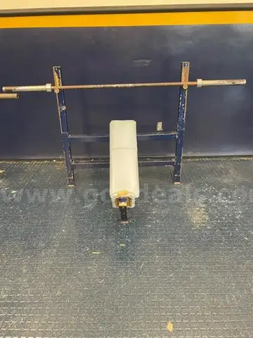 Incline Bench Press w/ Barbell