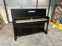 Everett Piano Lot A-589