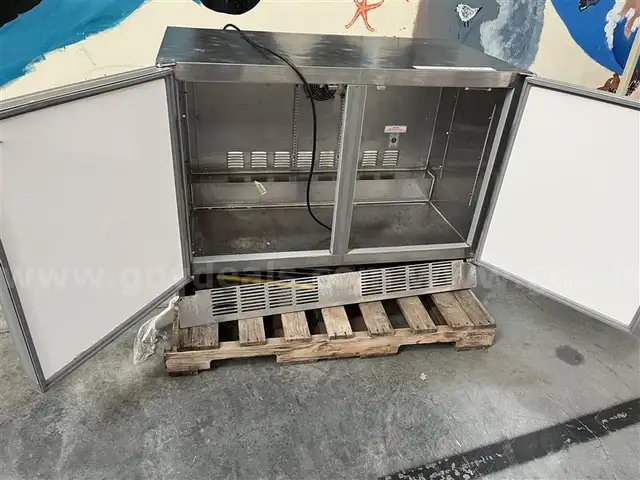 Fridge Lot A-688