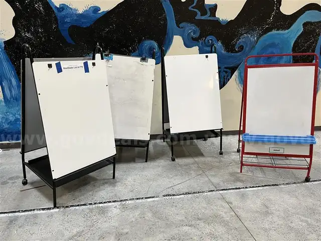 Whiteboard Art Easels Lot A-779