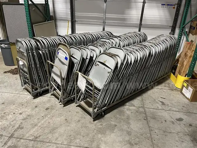 Metal Folding Chairs Lot A-854