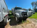 2012 Mack GU713