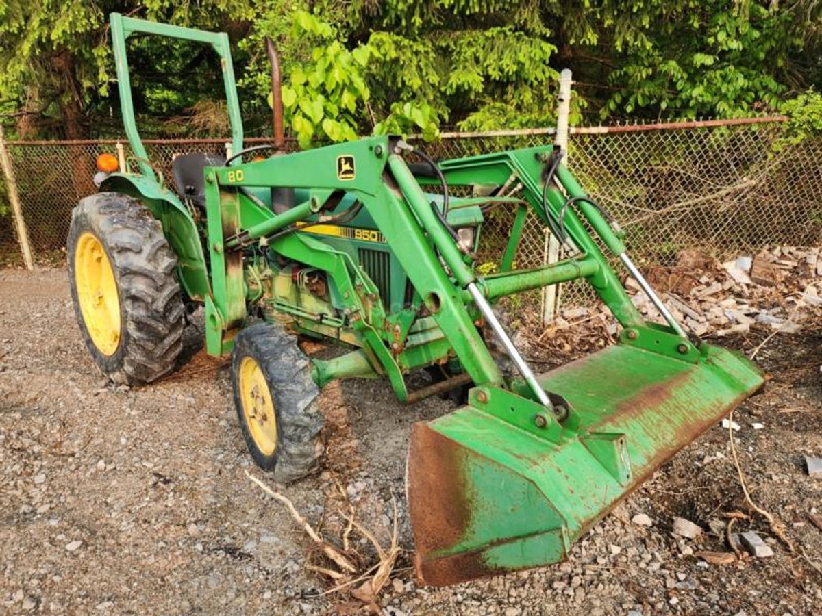 John Deere Tractor W Bucket And Backhoe Attachment Govdeals 1395