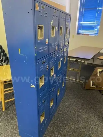 Art Metal Products Locker - good shape.