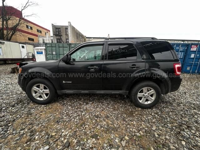 Ford escape deals hybrid 4wd