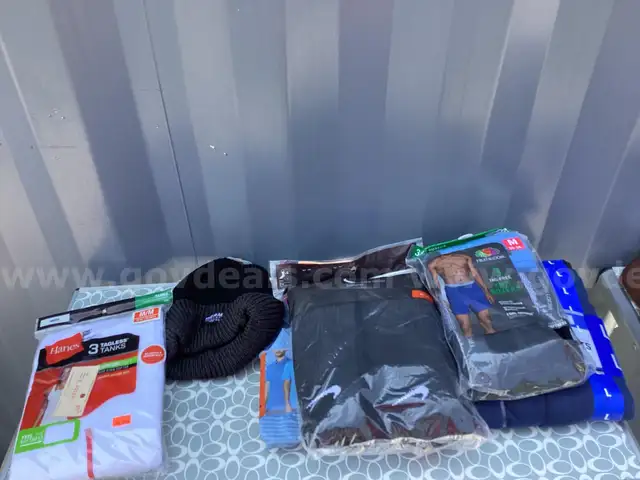 Lot of (130) Men&#x27;s Clothing and Accessories