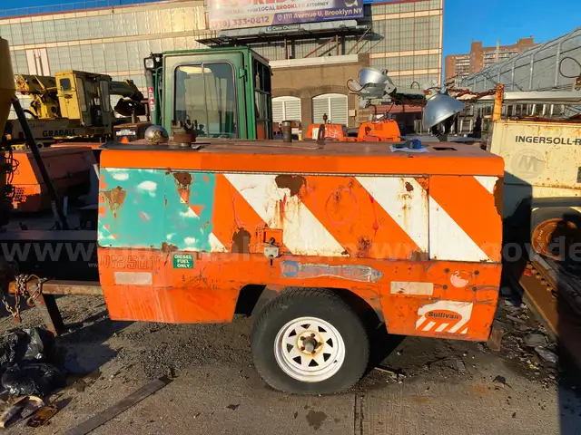 Lot of (6) INOPERABLE Tow Air Compressor