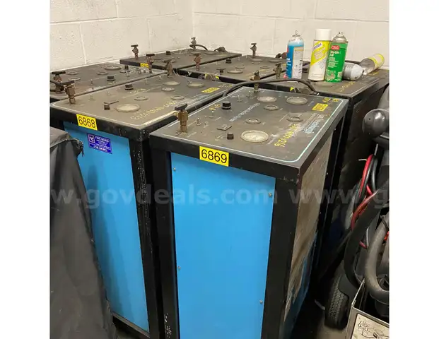 Van Steenburgh LV30A-1 Refrigerant Recovery Machine - Lot of 6 - OPERABLE