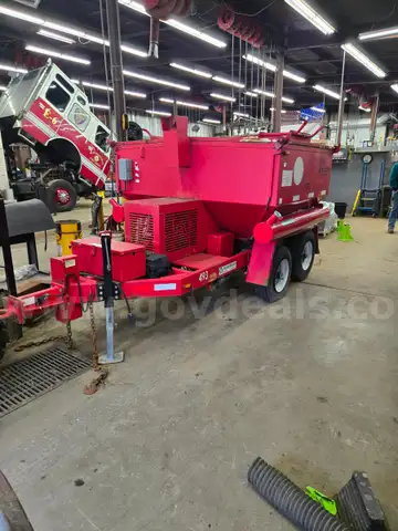 2013 FALCON ASPHALT PATCH MACHINE