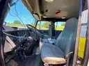 2000 International 4900