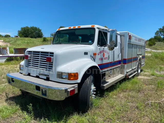 2000 International 4900