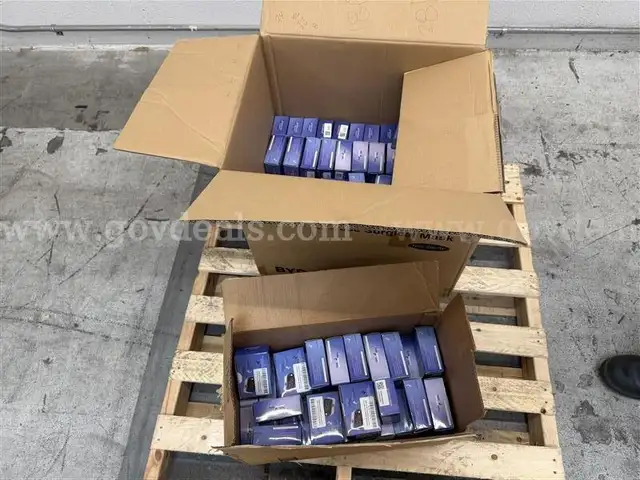 CMS 50-DL PULSE OXIMETER X 155