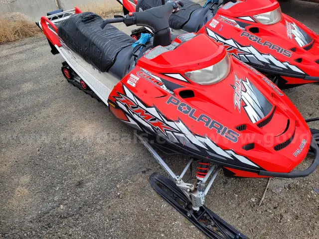 2005 Polaris RMK 600 Snowmobile