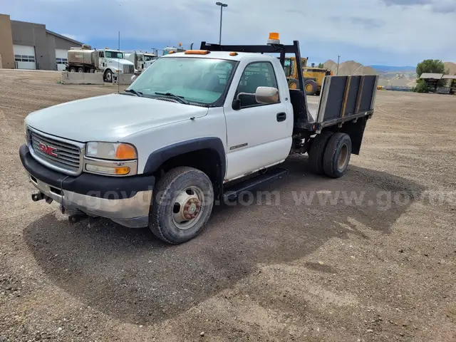 2001 GMC Sierra 3500 Hydraulic Dump Bed