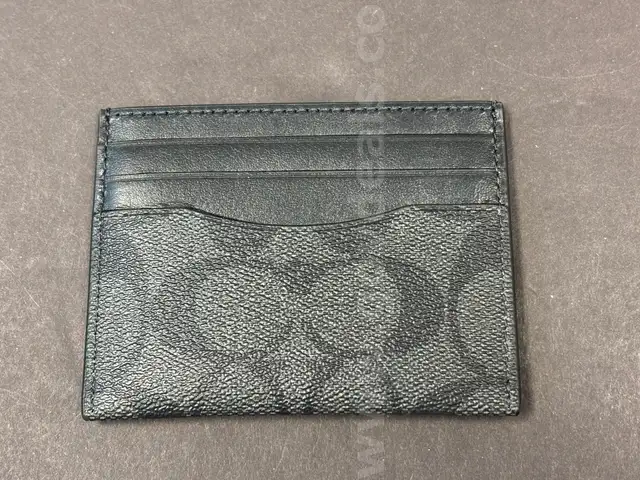 Coach Slim Id Card Case In Signature Canvas - Black