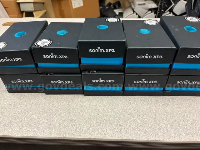 TEN - Sonim XP3 - Flip Phones