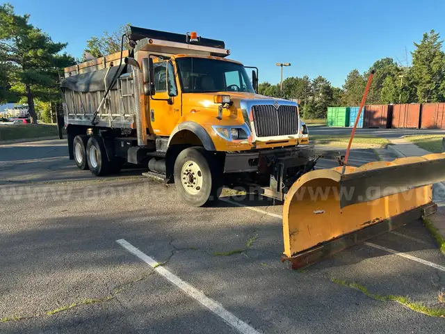 2006 International 7600 Dump Truck
