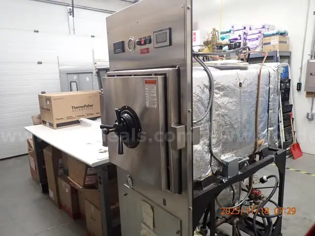 Autoclave Sterlizer by CONSOLIDATED STILLS &#x26; STERILIZERS