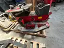 REDLINE TIRE MOUNTING MACHINE