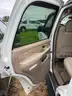 WHITE 2002 GMC YUKON