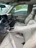 WHITE 2002 GMC YUKON