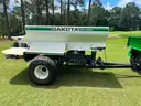 2016 DAKOTA 410 SAND TOPDRESSER