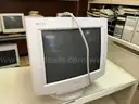 HEWLETT PACKARD 15 1/2" CRT MONITOR MODEL D2818A