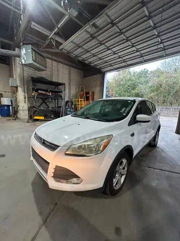WHITE 2014 Ford Escape 4 DR SUV