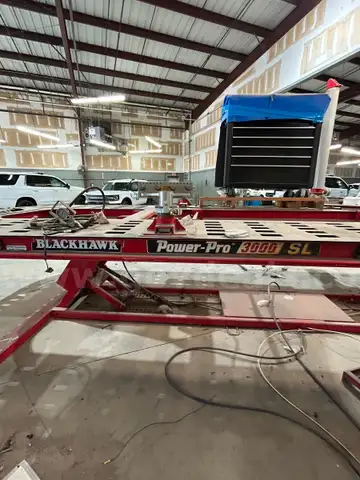 BLACKHAWK POWER PRO 3666  COLLISION FRAME STRAIGTHING, FRAME MEASURING SYSTEM / ALIGNMENT MACHINE W/ SNAP-ON WHEEL ALIGn