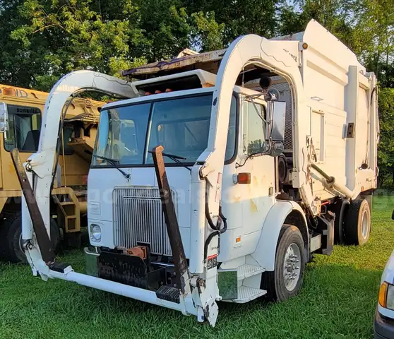 2004 Autocar WX