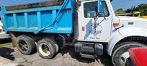 2000 International 4900