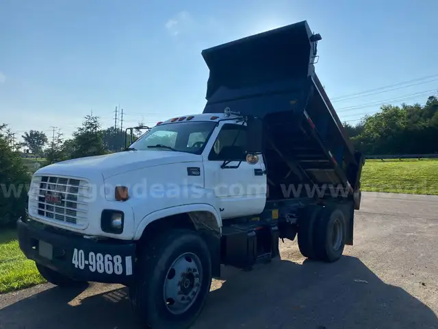 1999 GMC C7H042