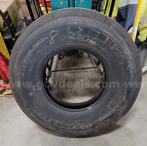 DYNATRAC TRAILER TIRES ST-990  10 R 17.5 16PLY   8 TIRES TOTAL.