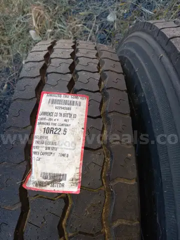 10R22.5 retread tires