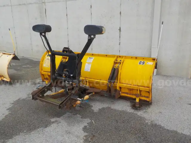 2011 Meyer snowplow
