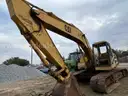 CAT Excavator, SER# 9KK04357, V8, diesel engine