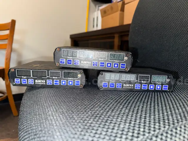 Multiple Mph Radar Antennas & Bases