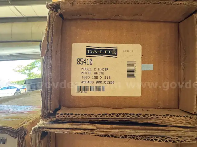 Da-Lite Model C with CSR          (5)