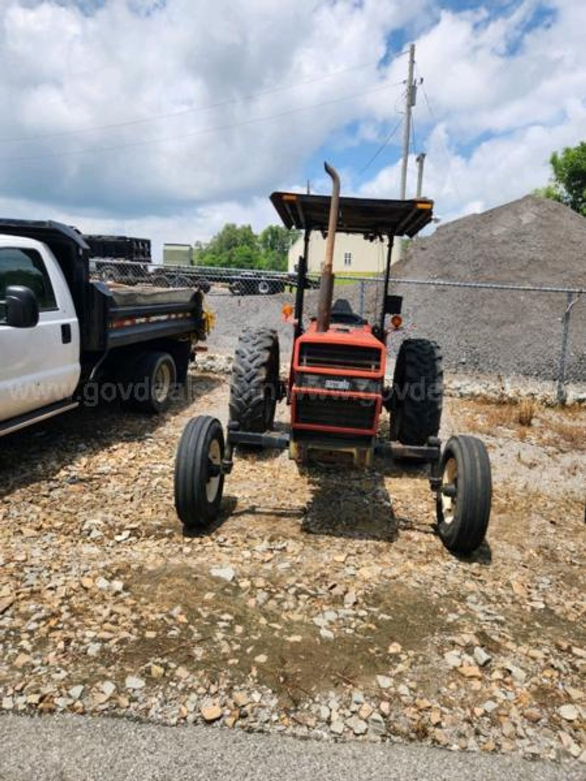 385 CASE TRACTOR | GovDeals