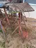 Metal modeling stands