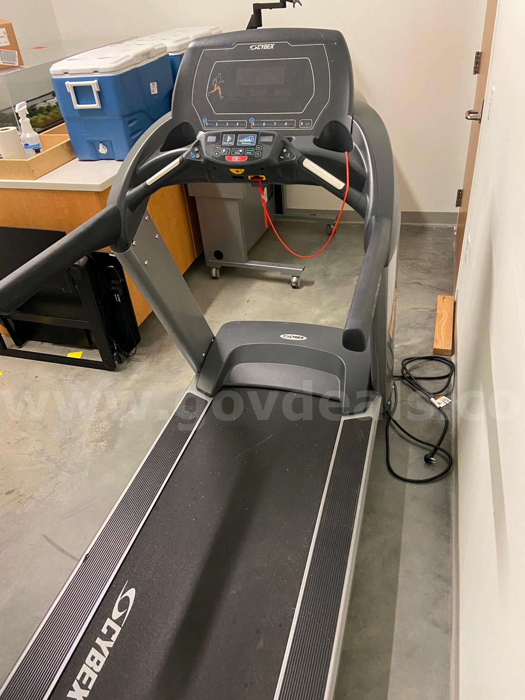 Evolution 625t online treadmill