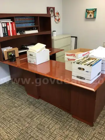 2- Desks