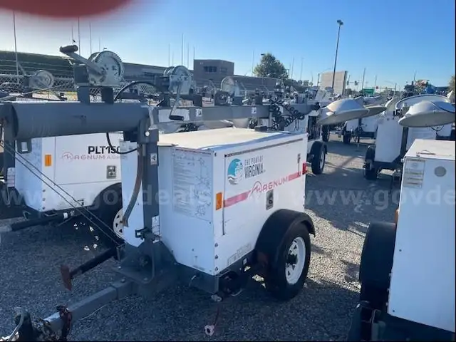 Lot of Ten (10) Magnum Portal Light Plants