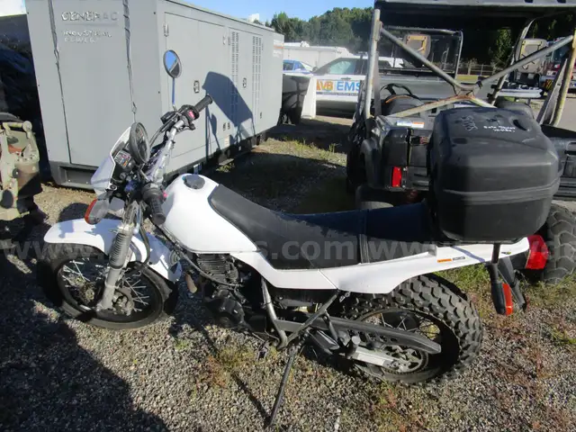 2013 YAMAHA TW200
