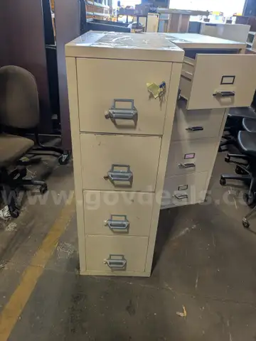 Insulated filing cabinet