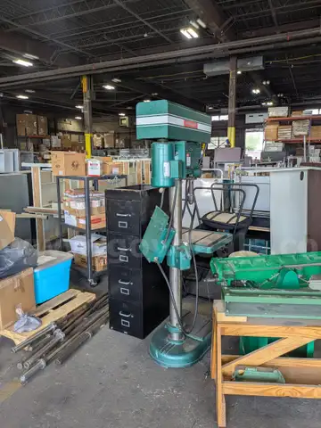 Powermatic floor drill press