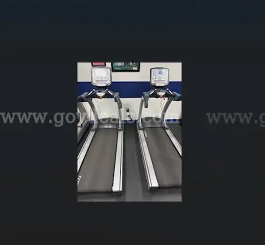 Lot of (2) TRUE TCS600A Treadmills