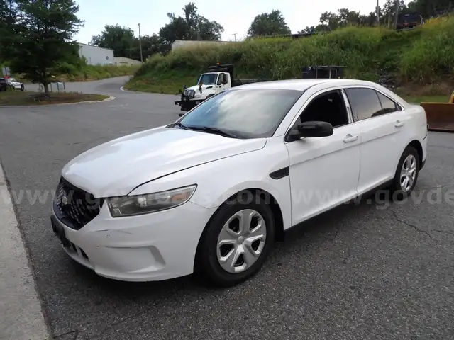 2014 Ford Taurus AWD