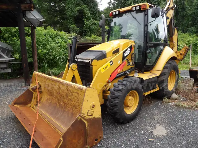 2014 Caterpillar 430F Backhoe