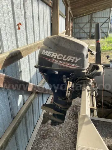 Bass Tracker Boat 14&#x27; With Trailer